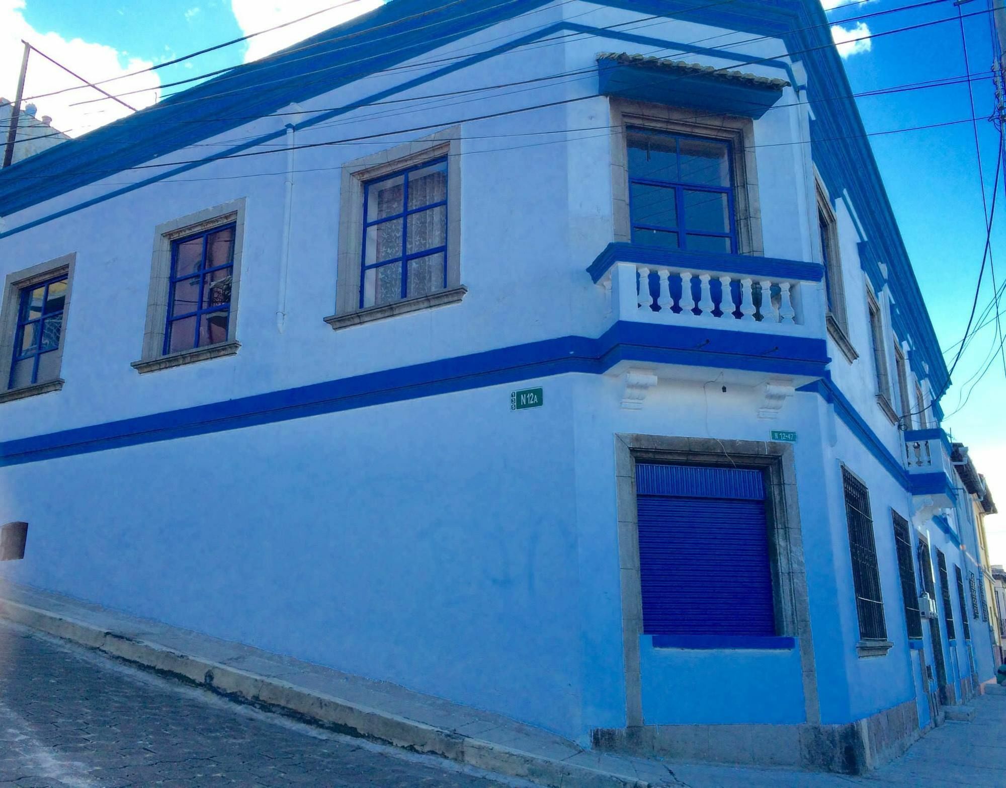 Blue Door Housing Historic Quito 호텔 외부 사진